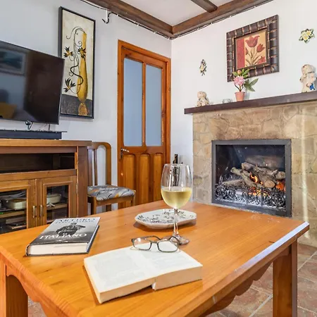Cozy In Setenil De Bodegas With House A Panoramic View Setenil De Las Bodegas